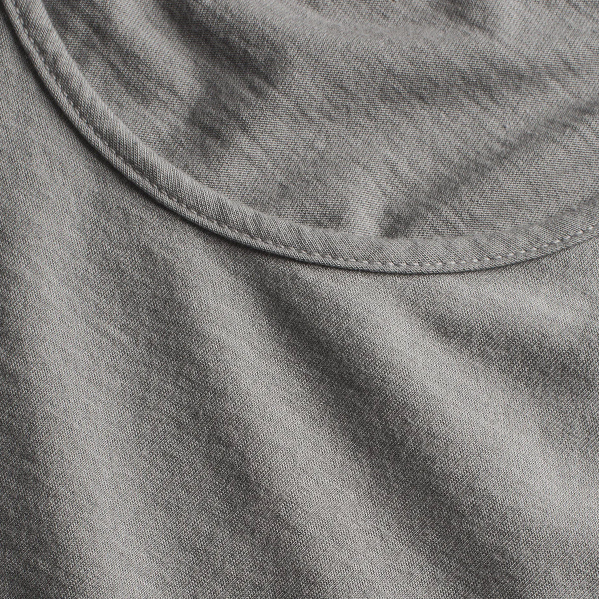 The Elle Crewneck Tee in Heather Grey