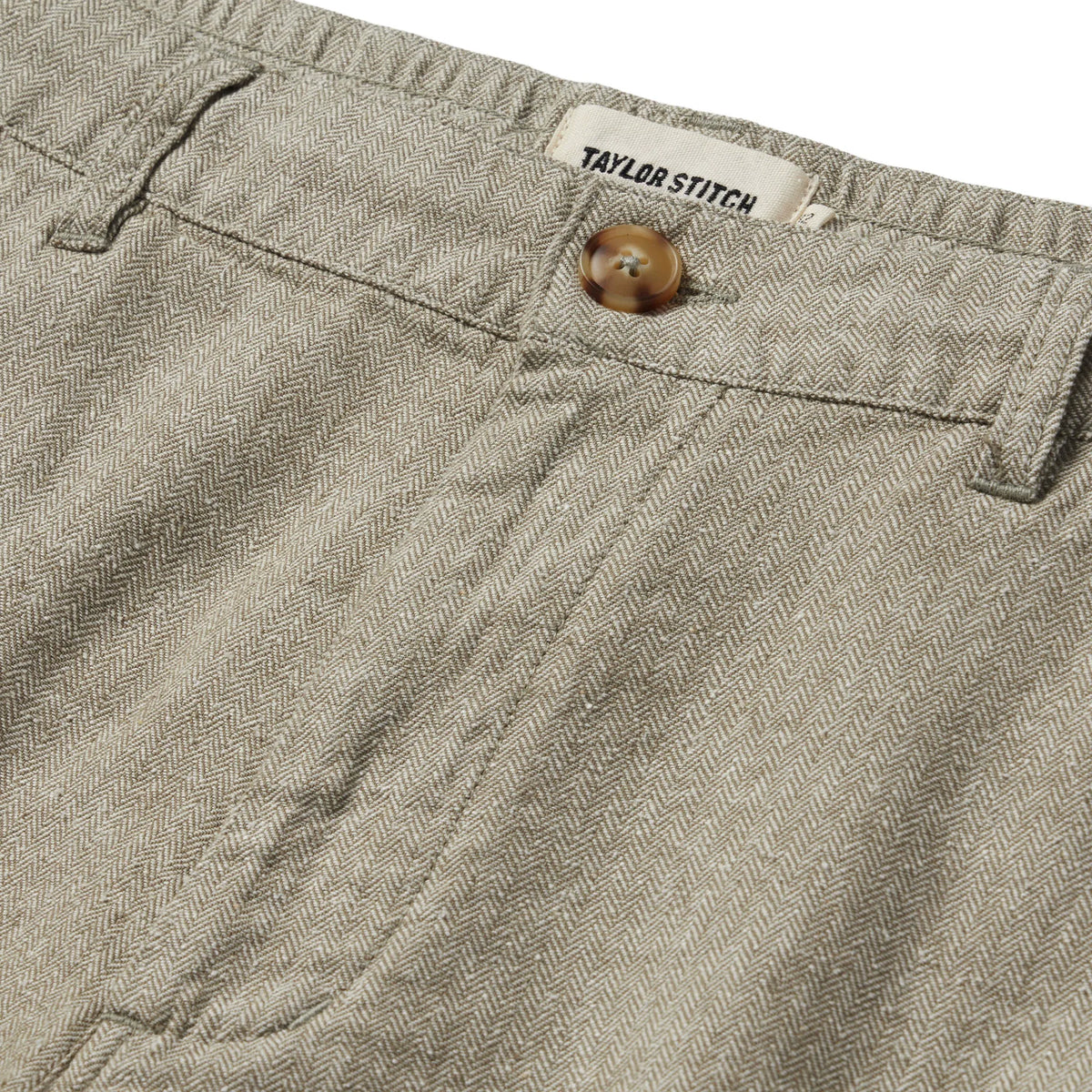 The Easy Short in Olive Herringbone