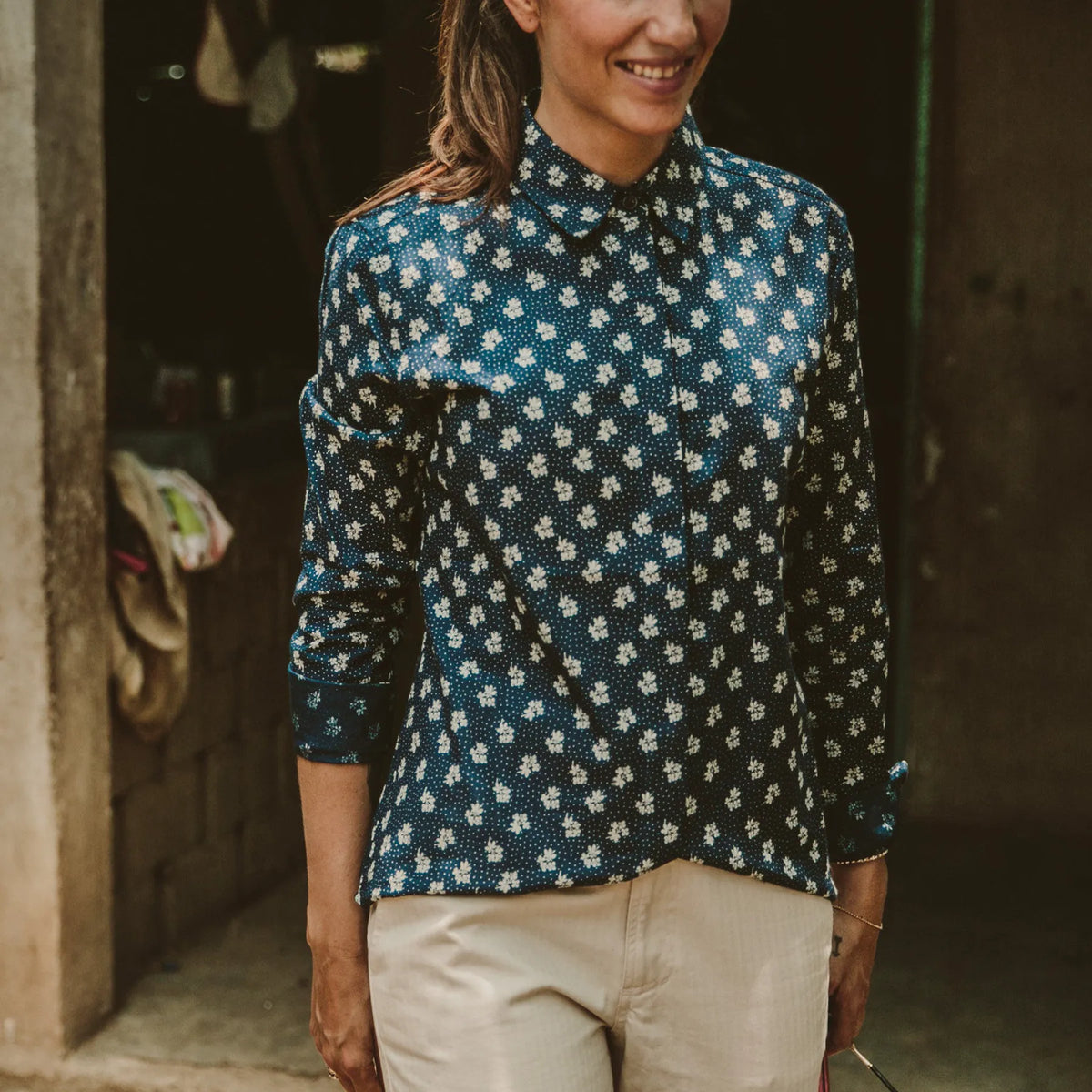 The Michelle Shirt in Indigo Print