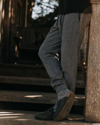 The Apres Pant in Navy Linen Tweed