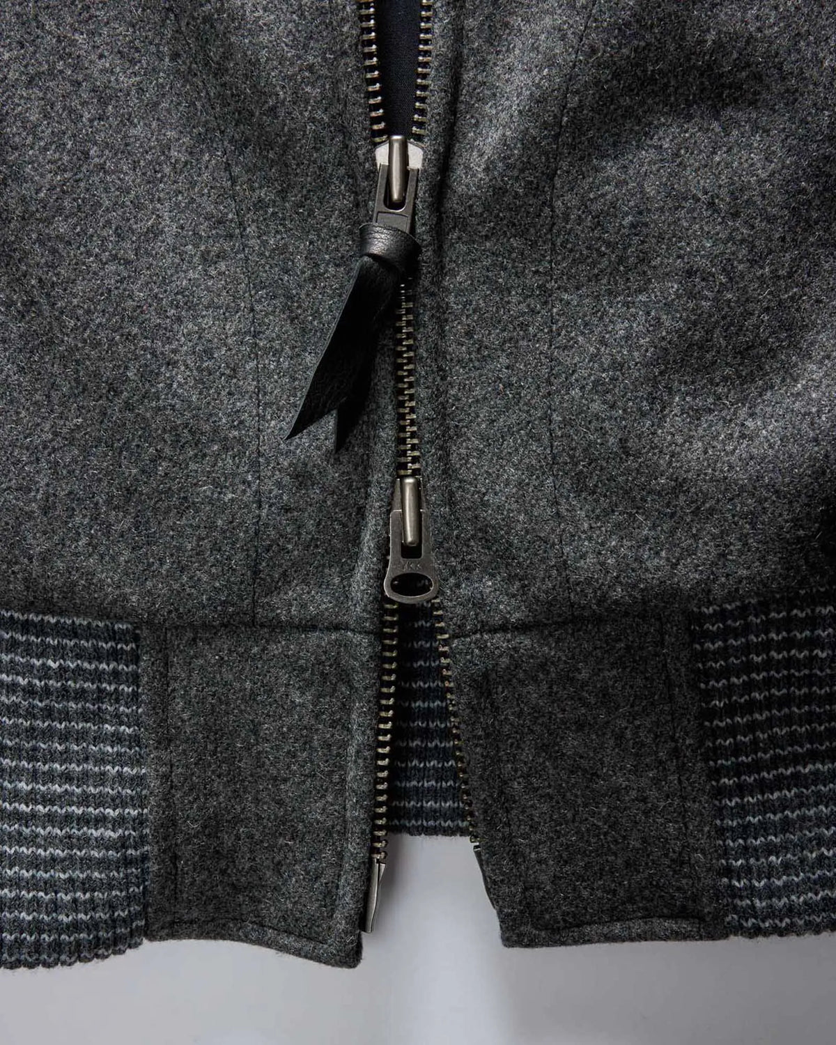The Golden Bear Bomber in Heather Graphite