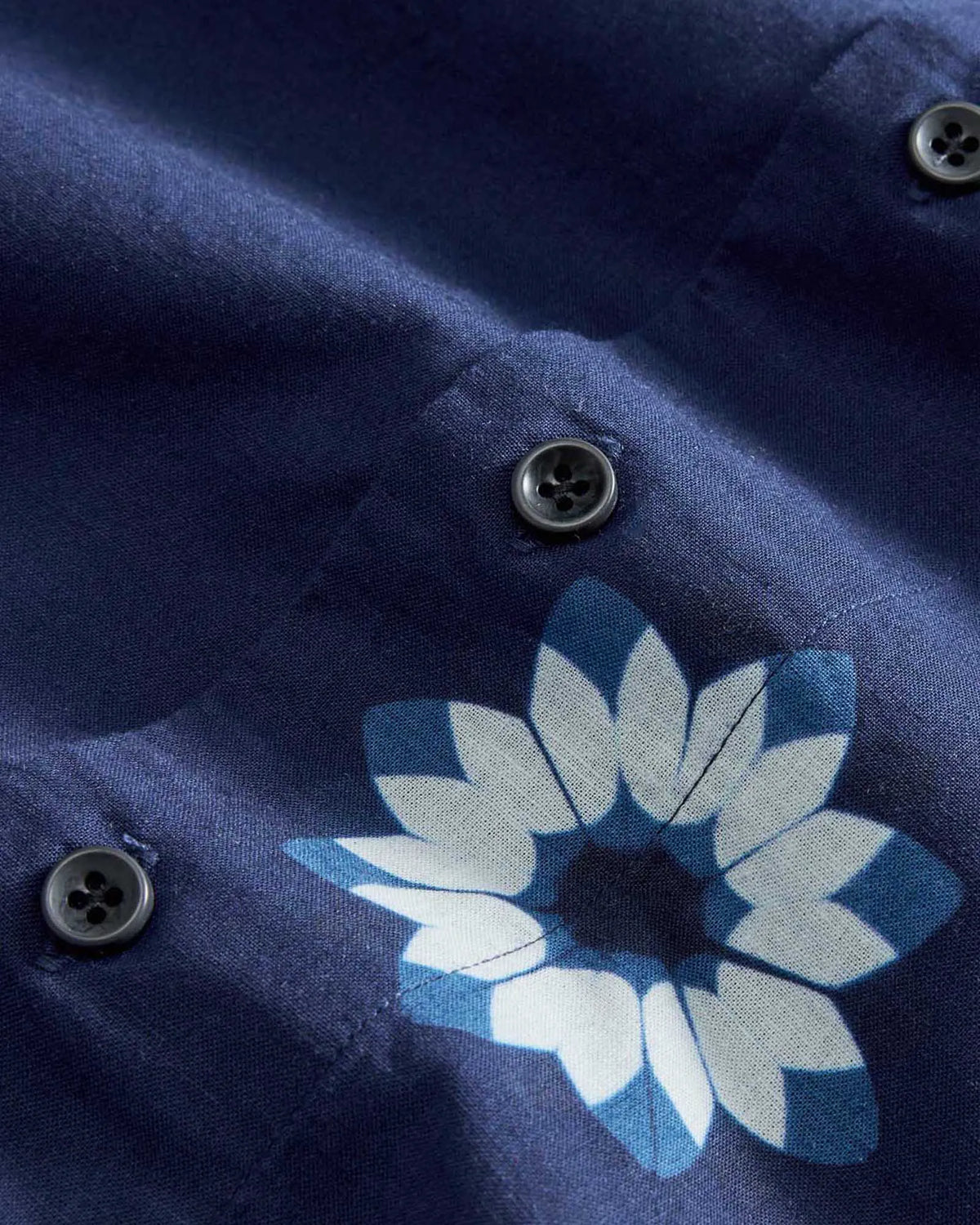 The Davis Shirt in Dark Navy Geo