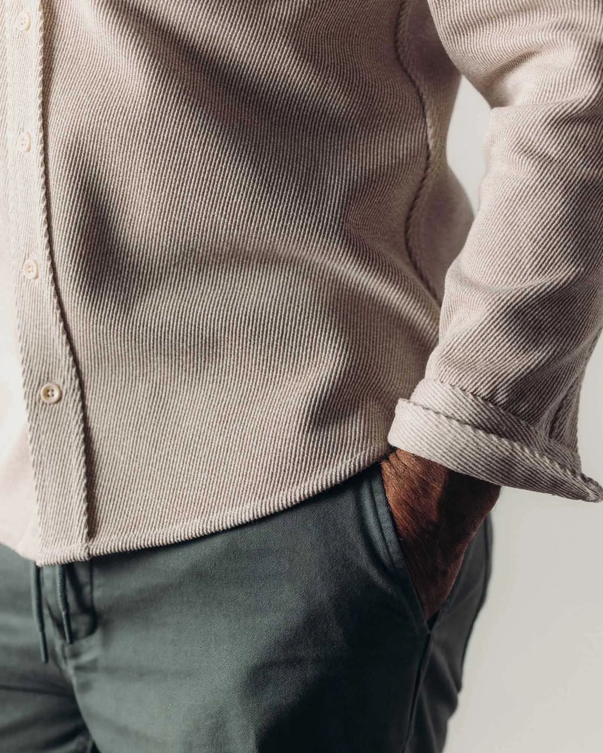 The Ledge Shirt in Flax Twill