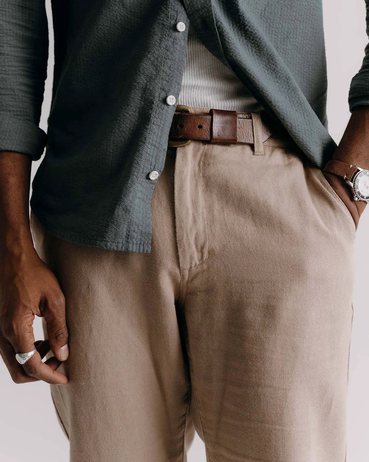 The Carmel Pant in Heather Khaki Cotton Linen