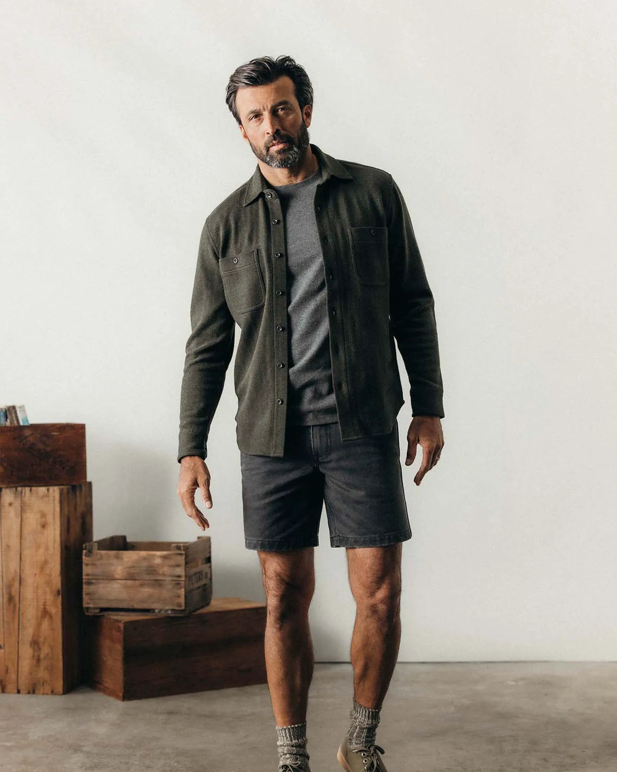 The Coastline Knit Shirt in Heather Army