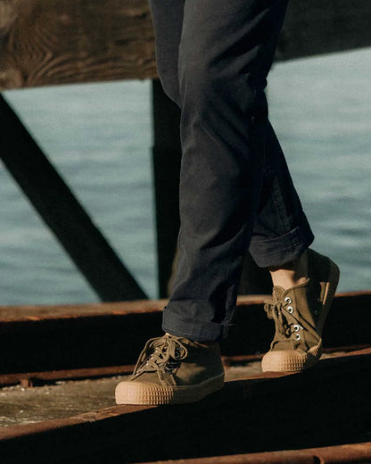 The Democratic Foundation Pant in Organic Navy