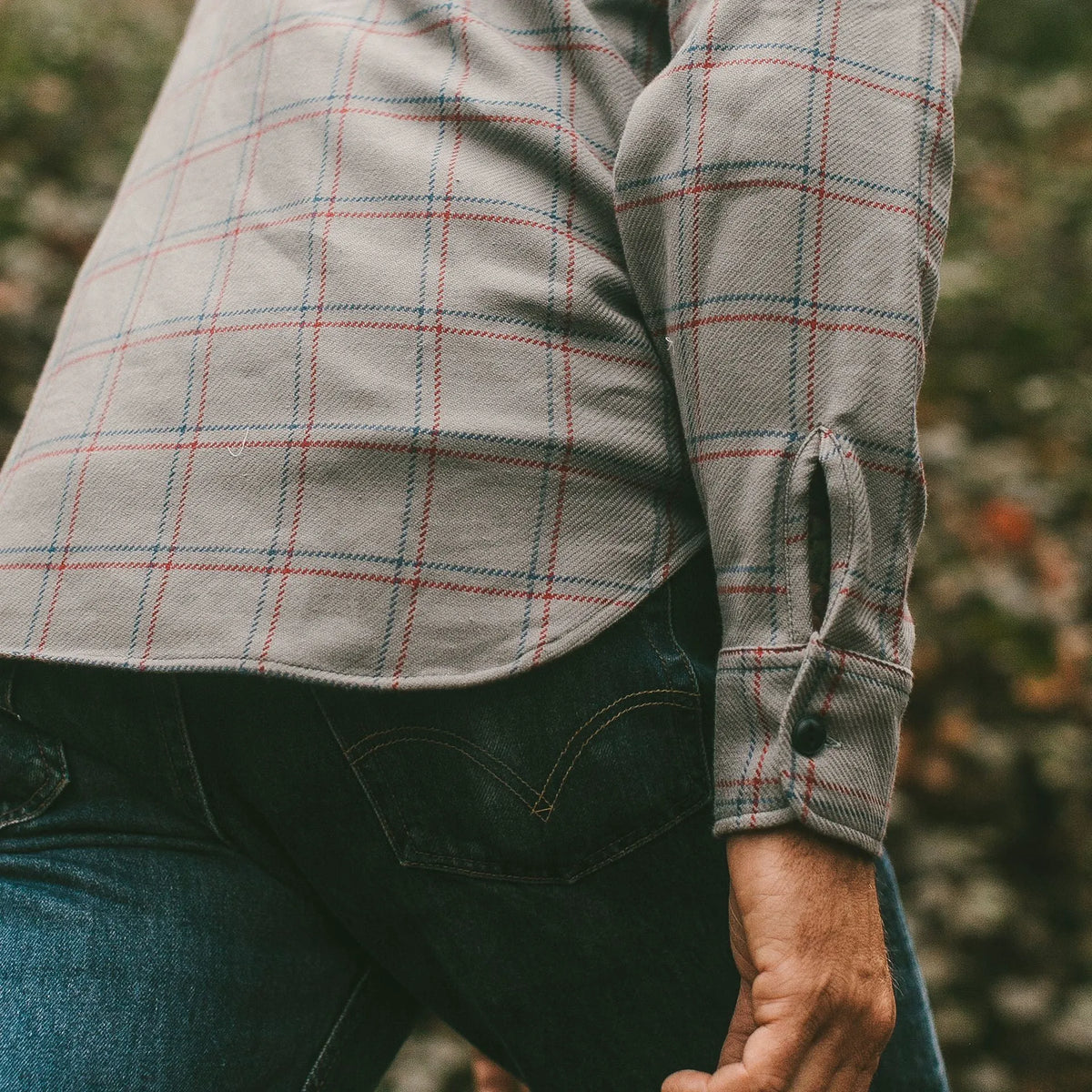 The Crater Shirt in Ash Plaid