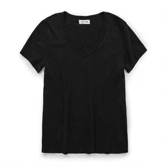 The Elle V-Neck Tee in Noir