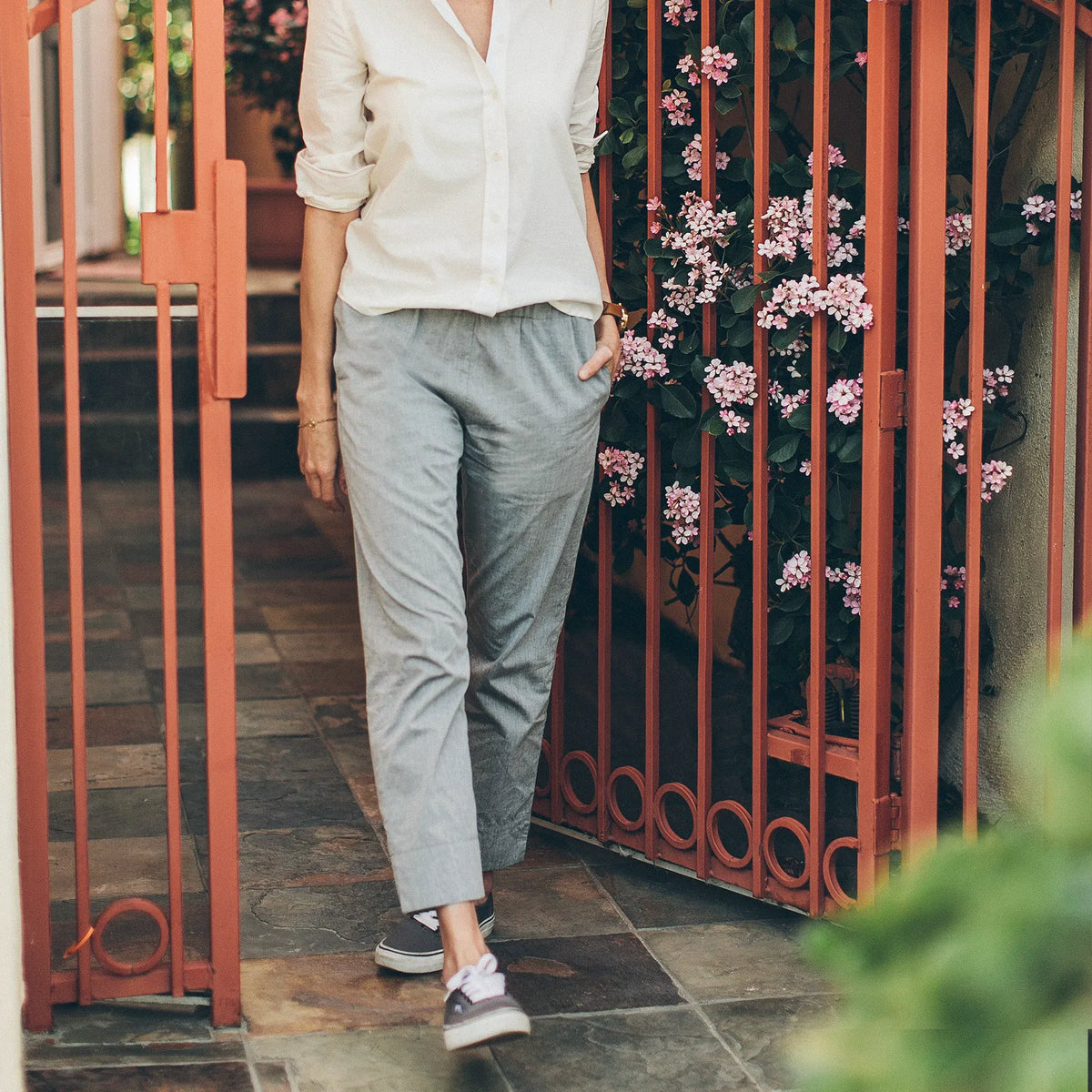 The Isla Pant in Charcoal Cotton