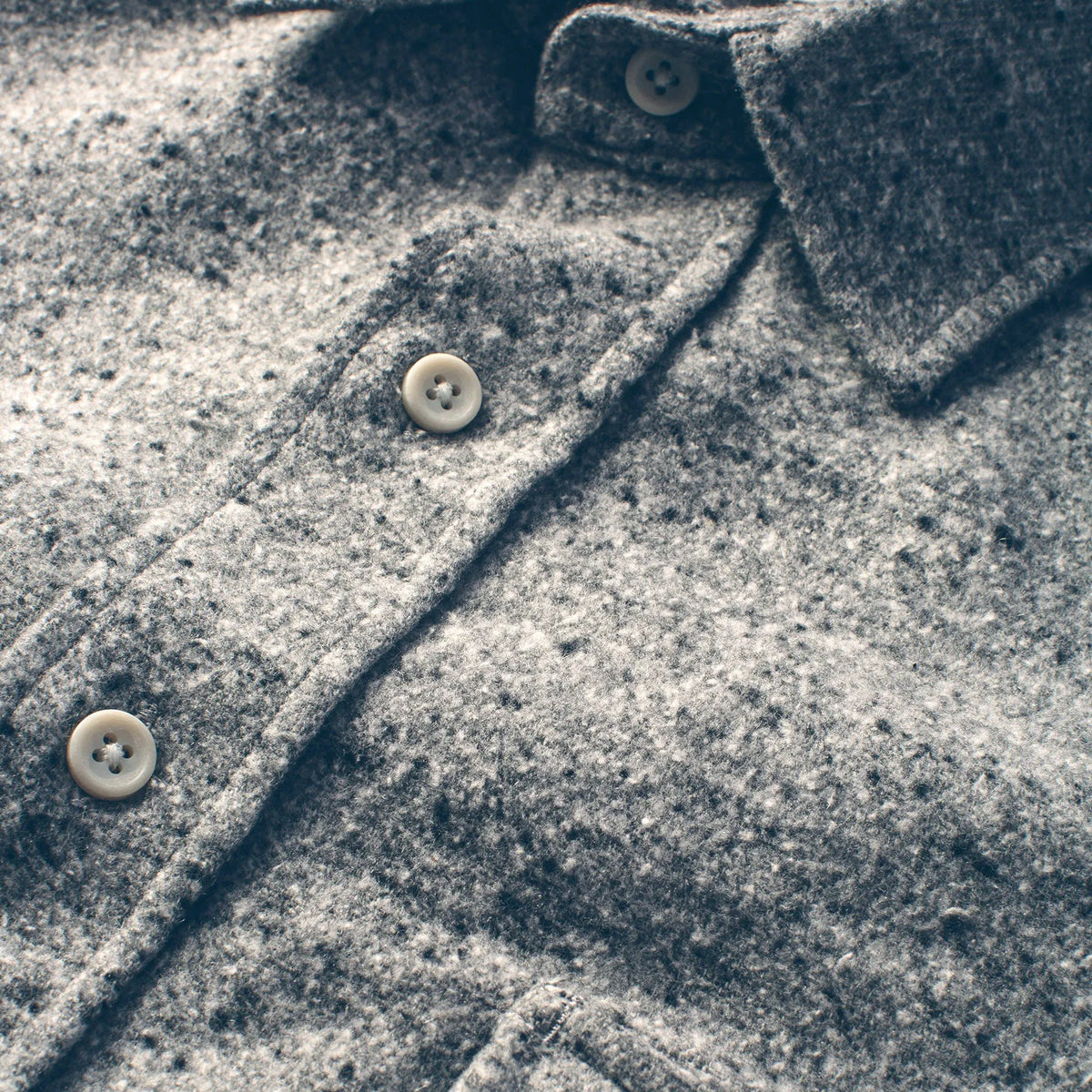 The Sun Down Shirt in Speckled Grey