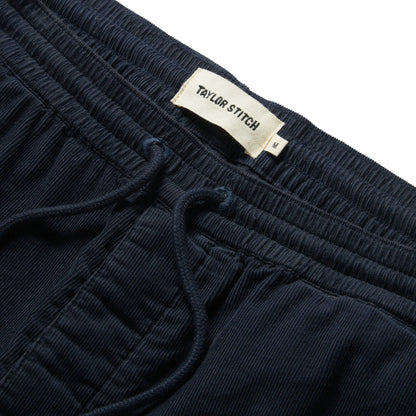 The Apres Short in Dark Navy Pinwale