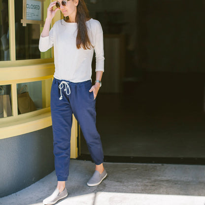 The Weekend Pant in Navy