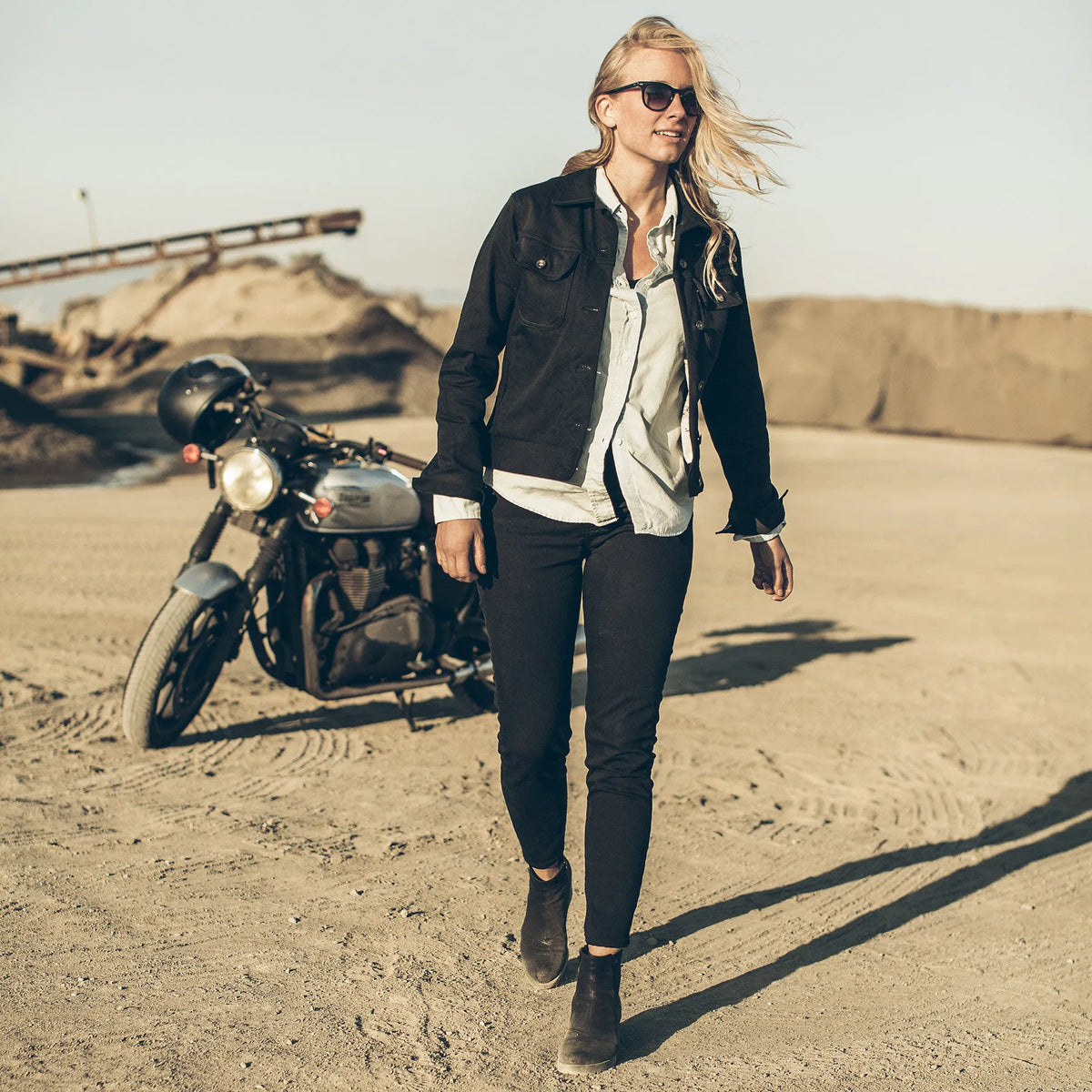 The Pacific Jacket in Noir