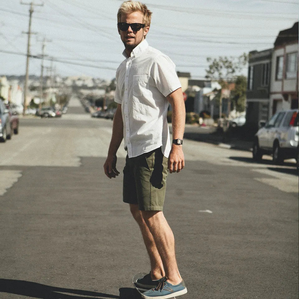 Traveler Shorts in Olive Twill