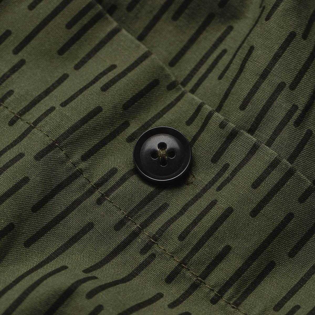 The Après Short in Rain Drop Camo