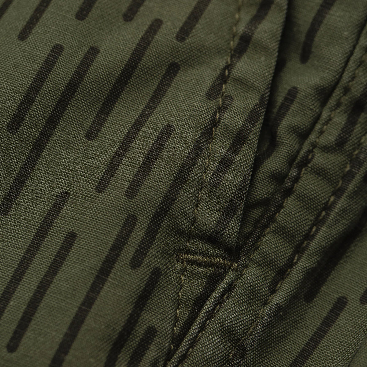 The Après Short in Rain Drop Camo