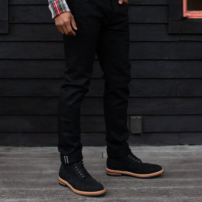 The Slim Jean in Black Selvage