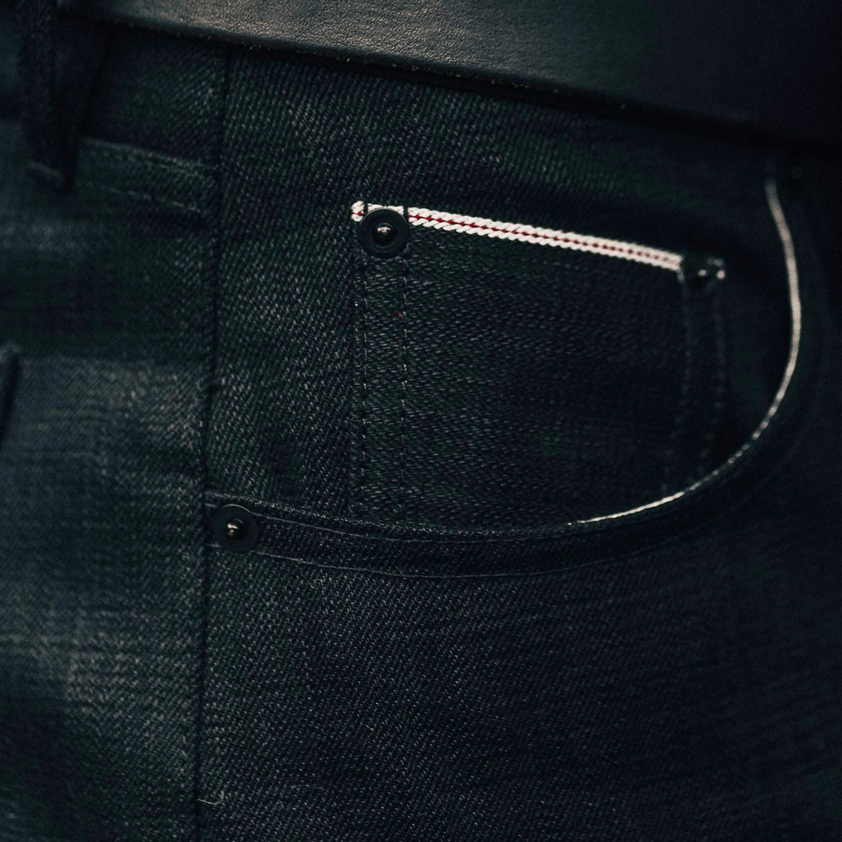 The Slim Jean in Black Selvage