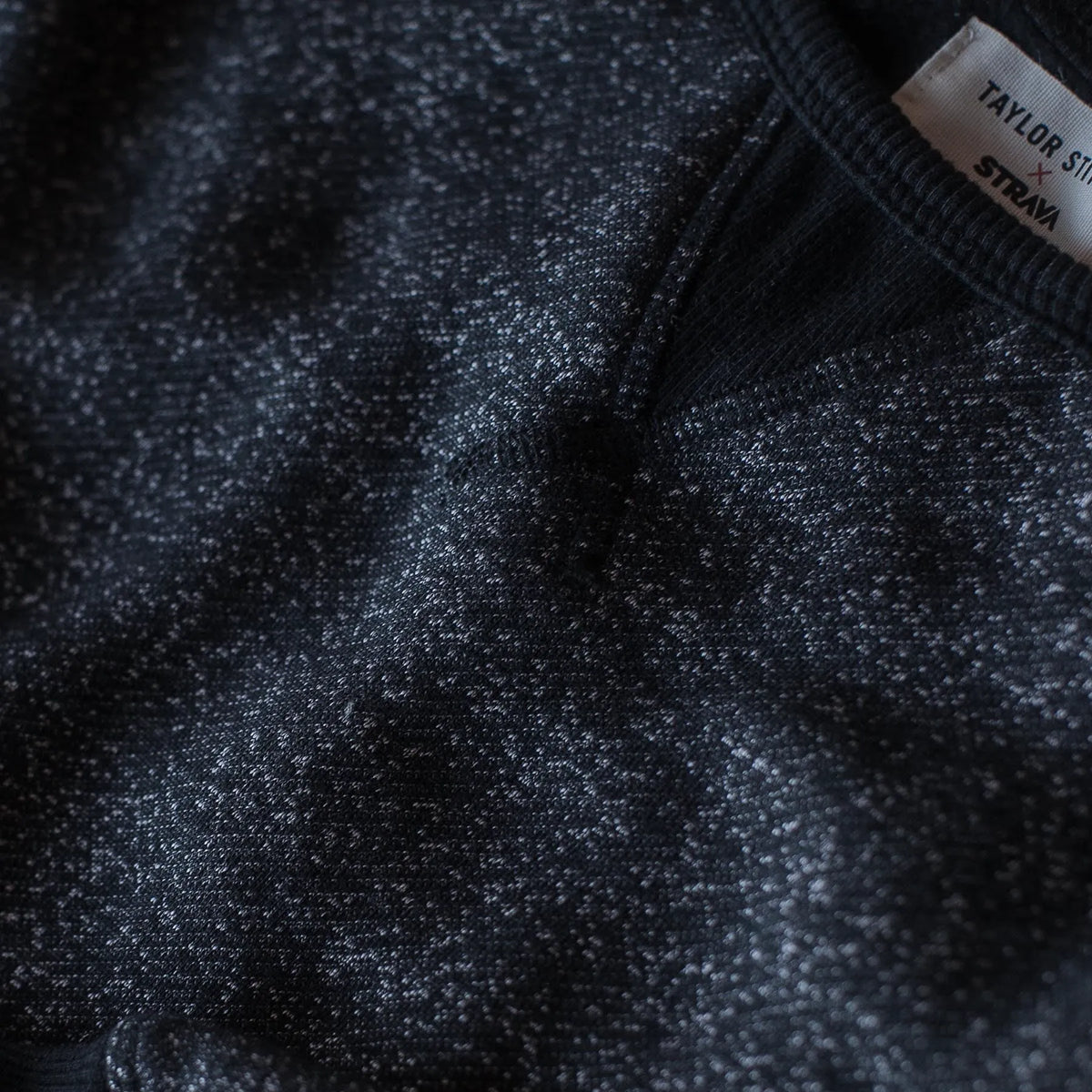 The Women's Apres Crewneck in Salt and Pepper Fleece