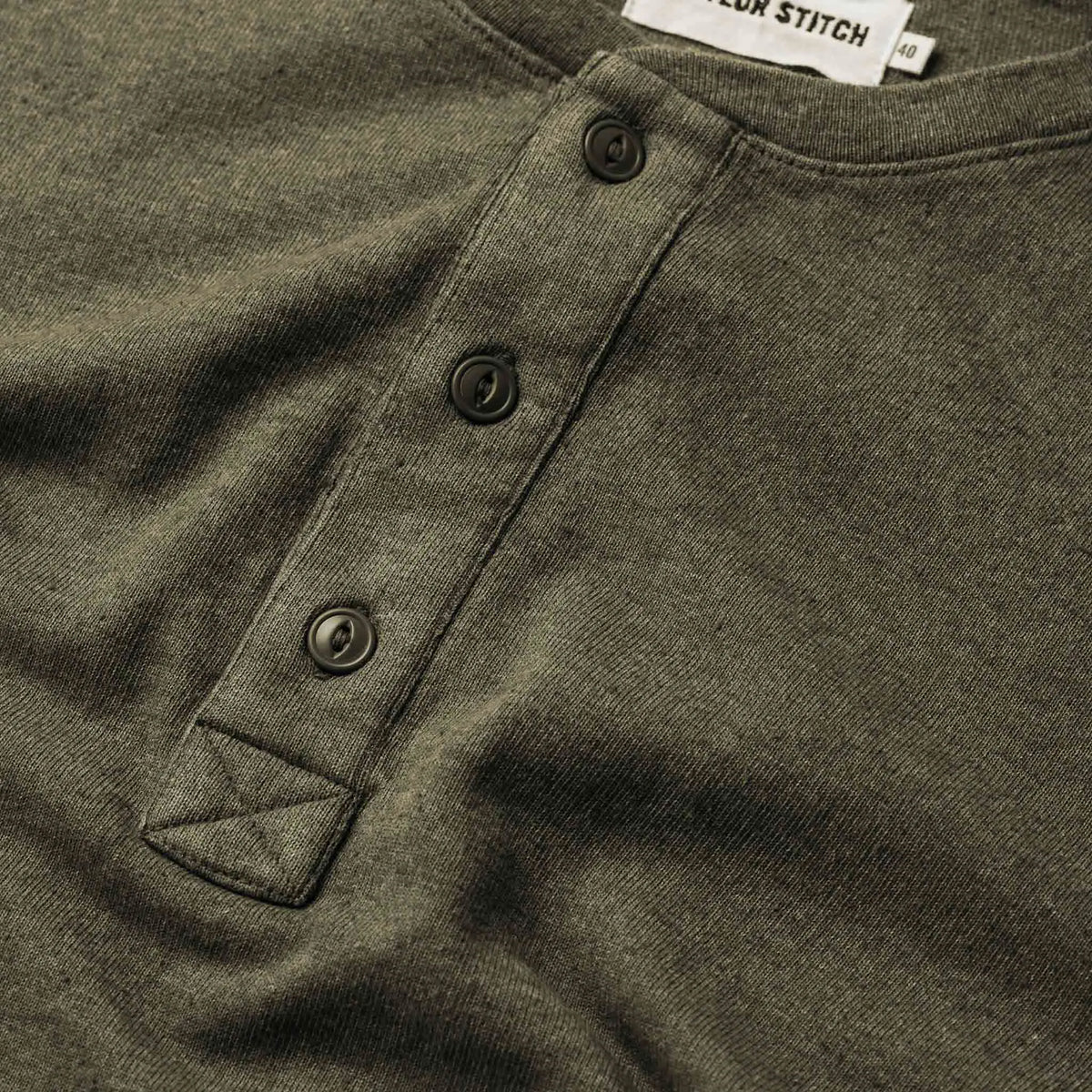 The Heavy Bag Henley in Fatigue Green
