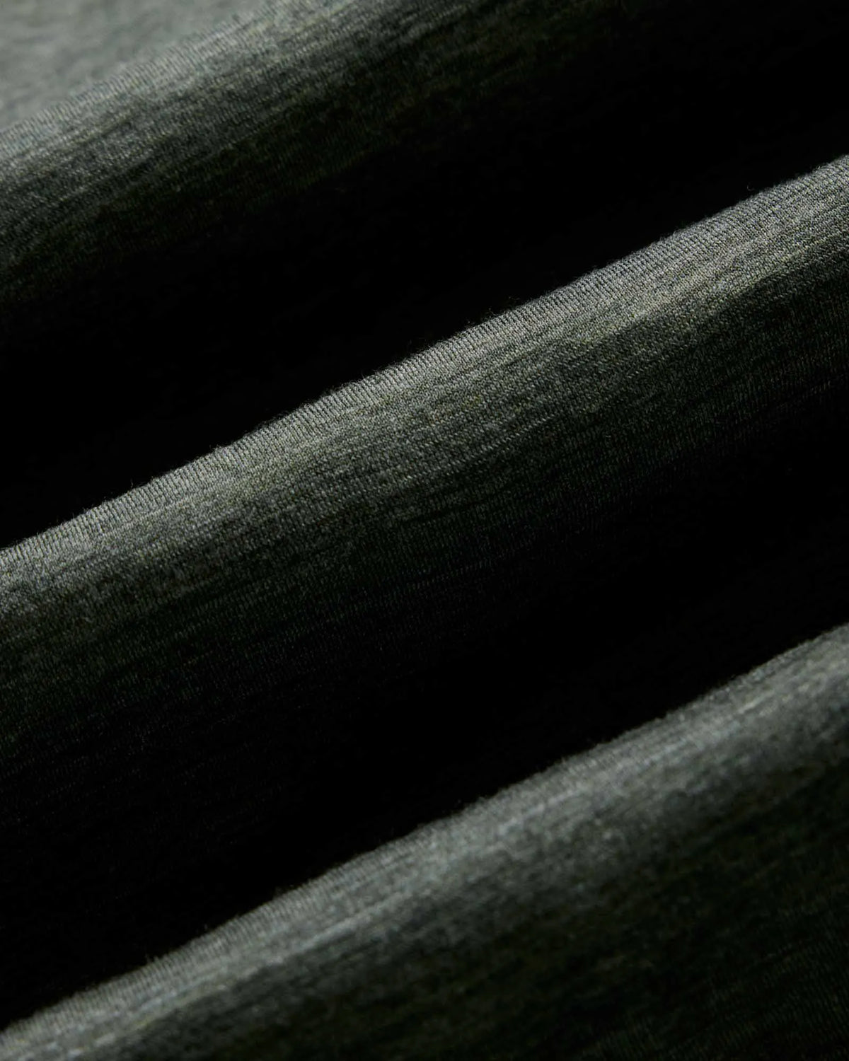 The Merino Tee in Heather Army