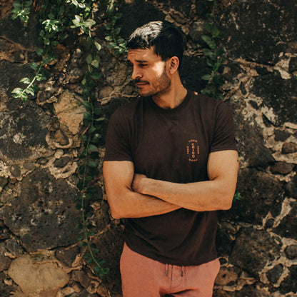 The Cotton Hemp Tee in Espresso Todo Chido