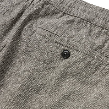 The Easy Short in Charcoal Herringbone