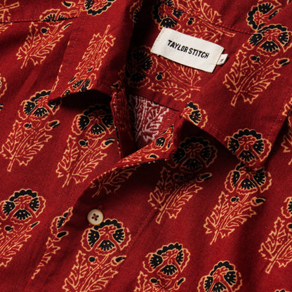 The Short Sleeve Hawthorne in Rust Floral