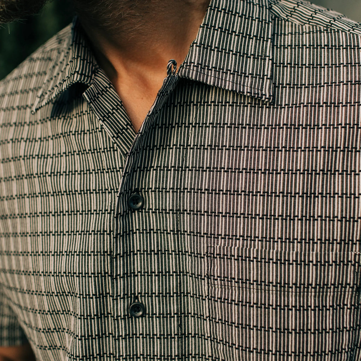 The Short Sleeve Hawthorne in Navy Stripe