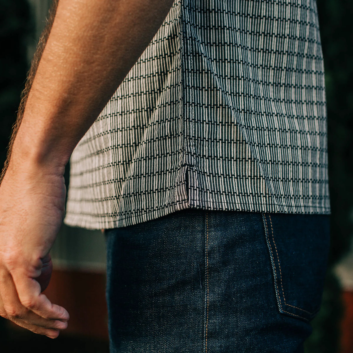 The Short Sleeve Hawthorne in Navy Stripe