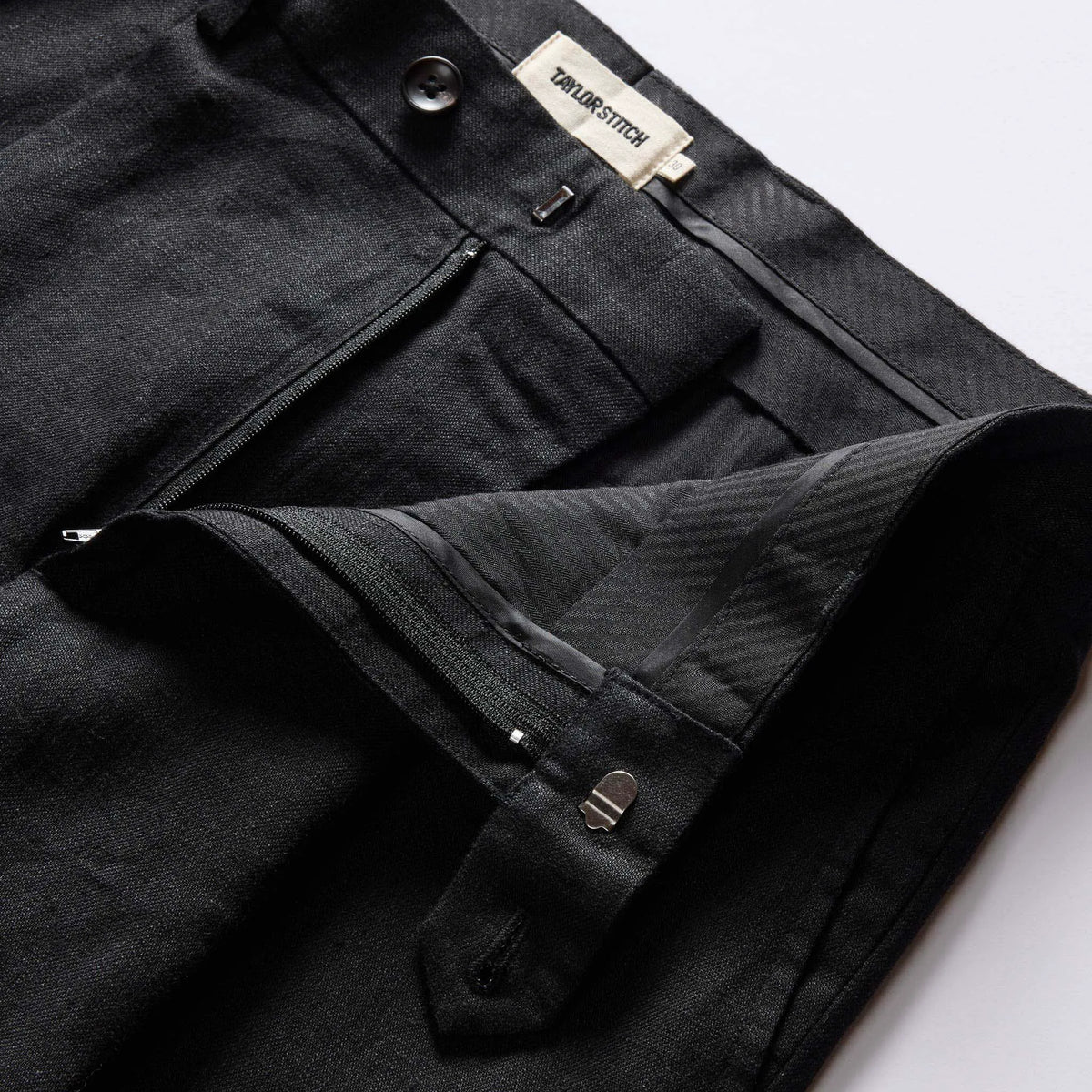 The Thomas Trouser in Coal Linen Twill