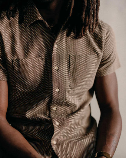 The Conrad Shirt in Cocoa Dobby