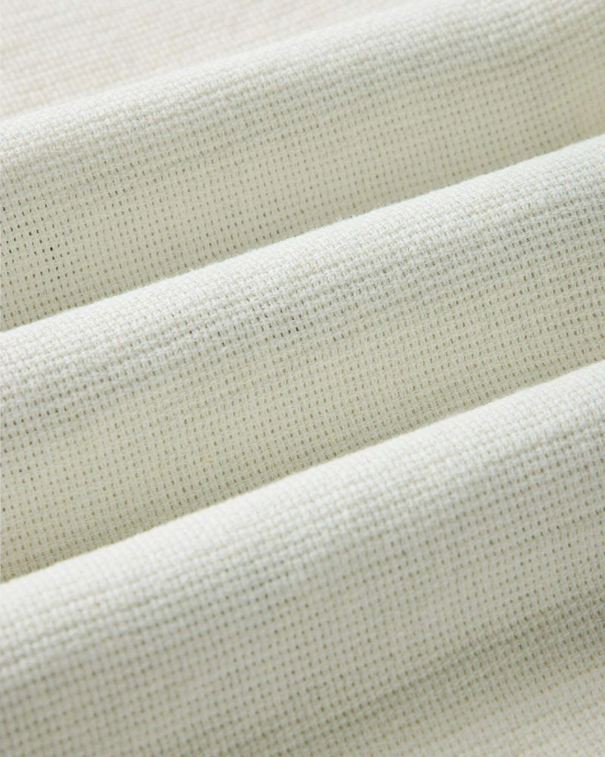 The Conrad Shirt in Vintage White Linen