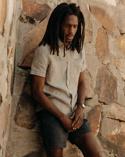 The Short Sleeve California in Morel Hemp