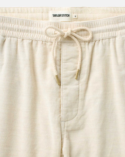 The Apres Short in Heather Oat Pincord