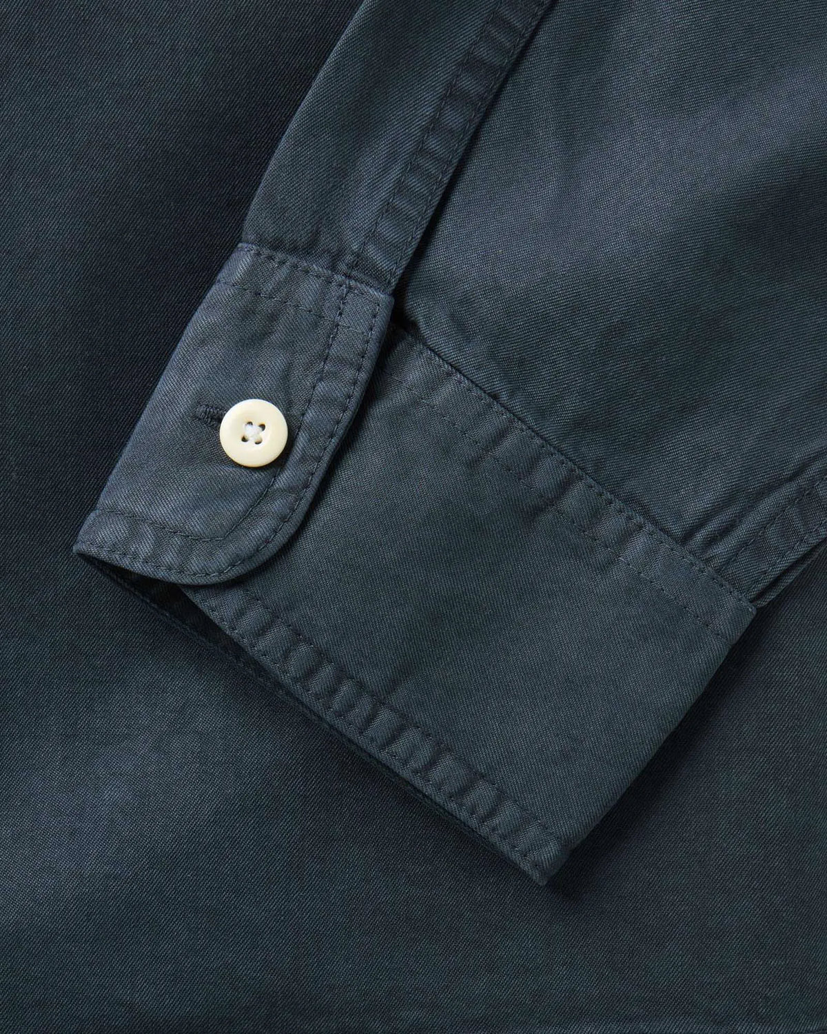 The Shore Shirt in Navy Lyocell