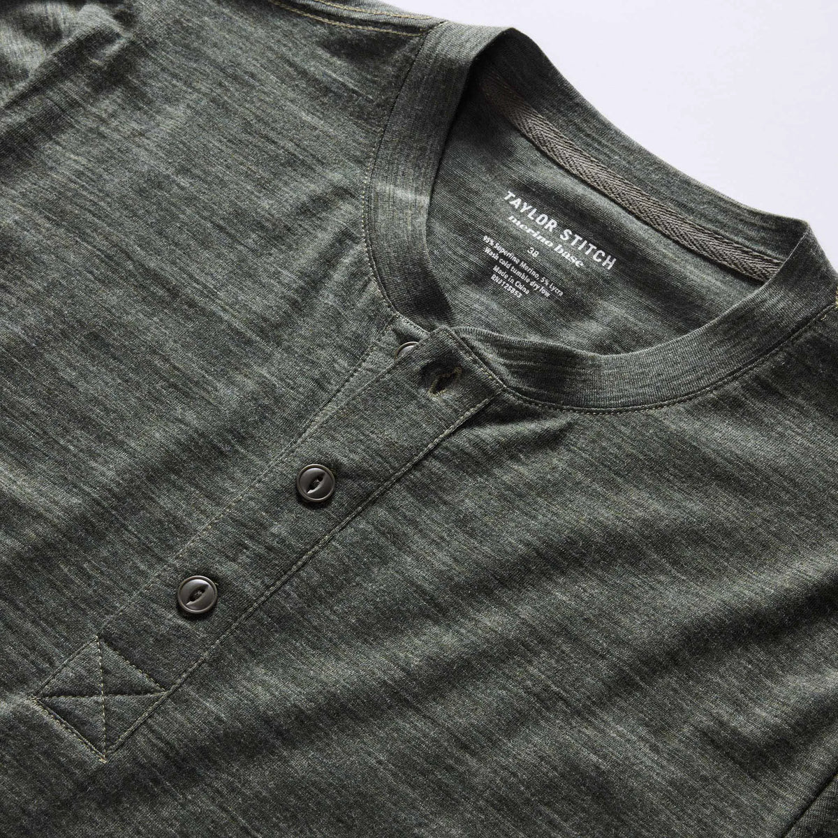 The Merino Henley in Heather Army