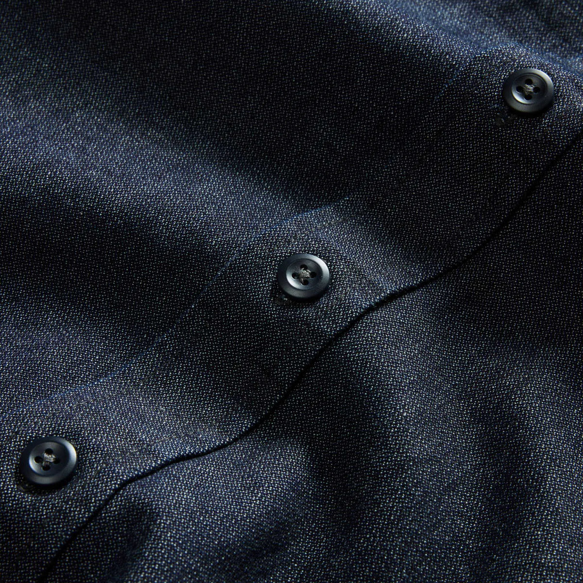 The Saddler Shirt in Indigo Broken Twill