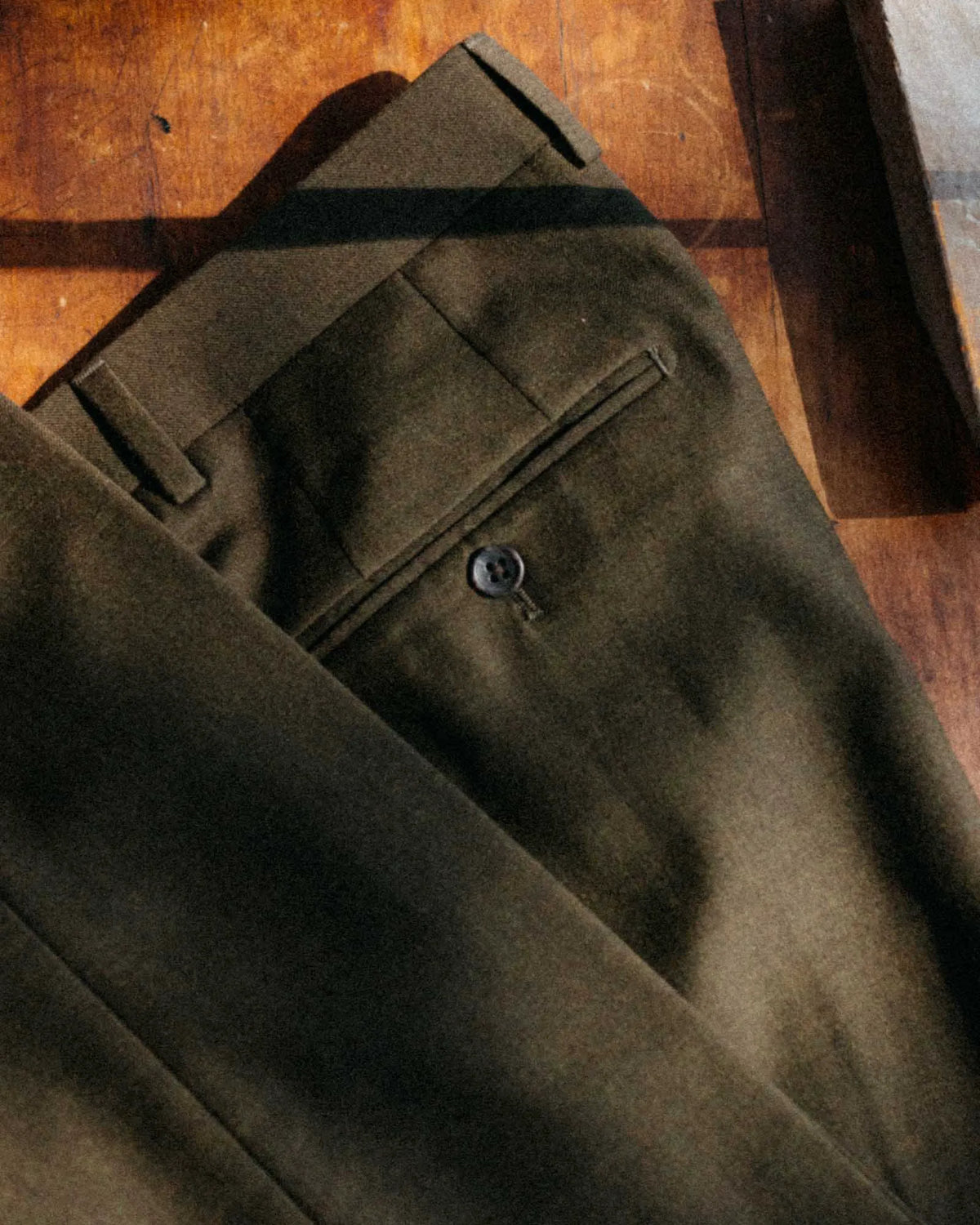 The Stevens Trouser in Black Olive Wool Flannel