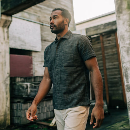 The Short Sleeve Hawthorne in Navy Wave