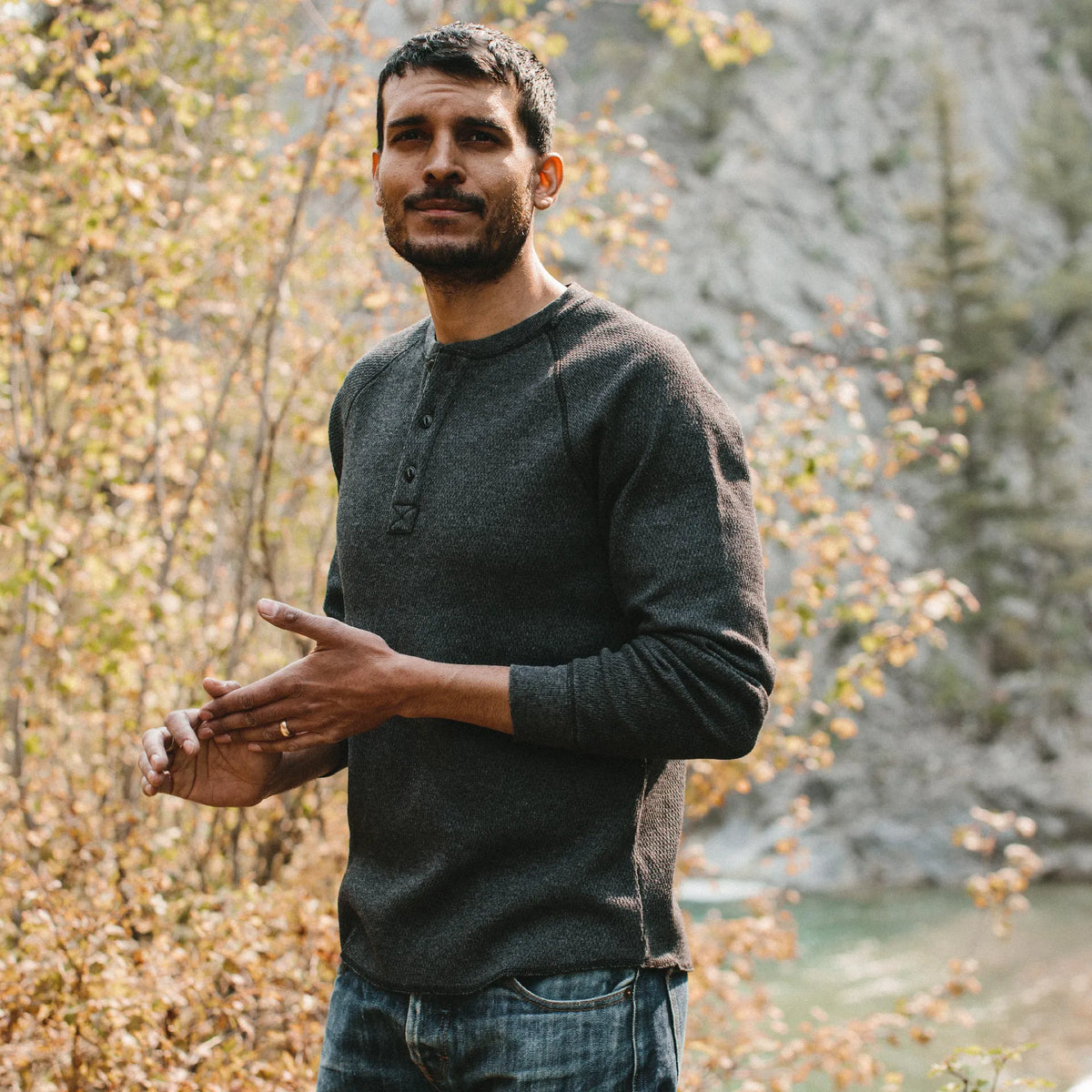 The Heavy Bag Waffle Henley in Coal