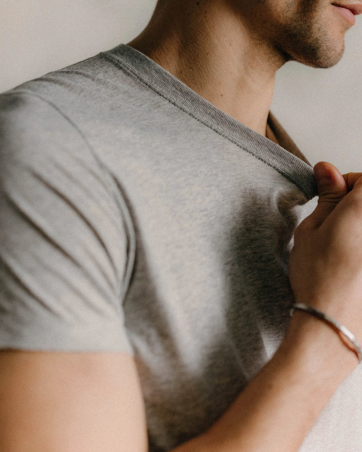 The Cotton Hemp Tee in Heather Grey