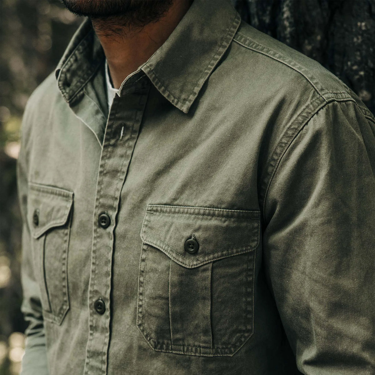 The Saddler Shirt in Washed Olive
