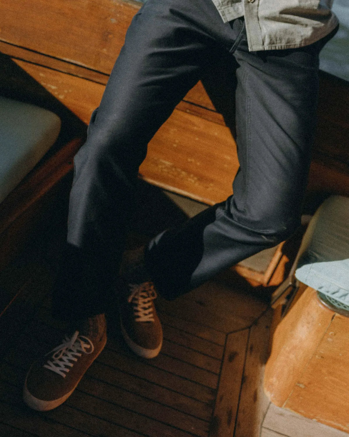 The Deck Pant in Dark Navy Bedford Cord