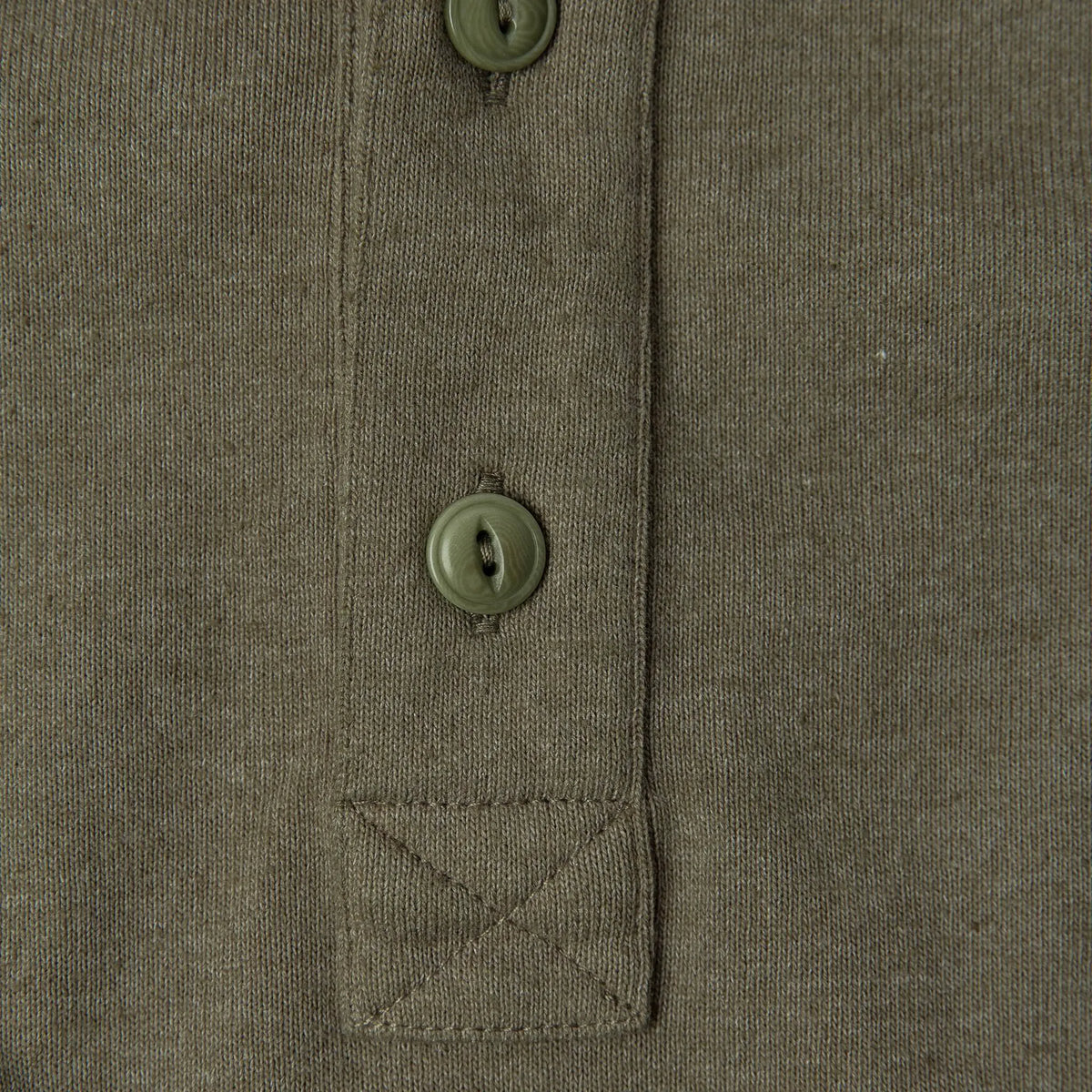 The Short Sleeve Heavy Bag Henley in Washed Olive