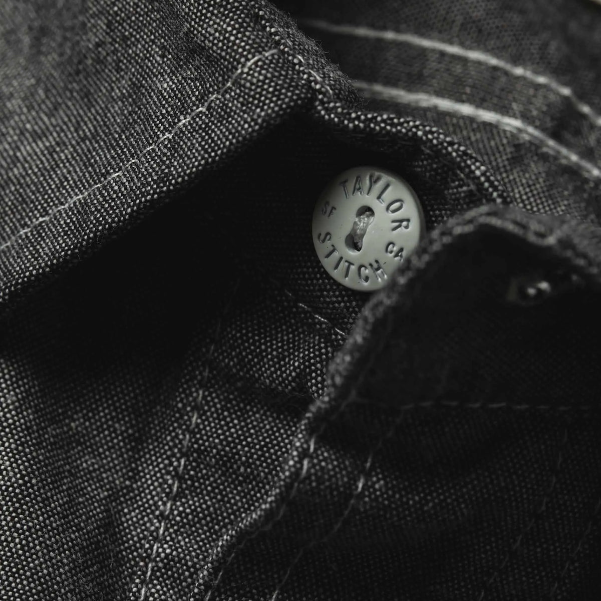 The Short Sleeve Popover in Charcoal Chambray