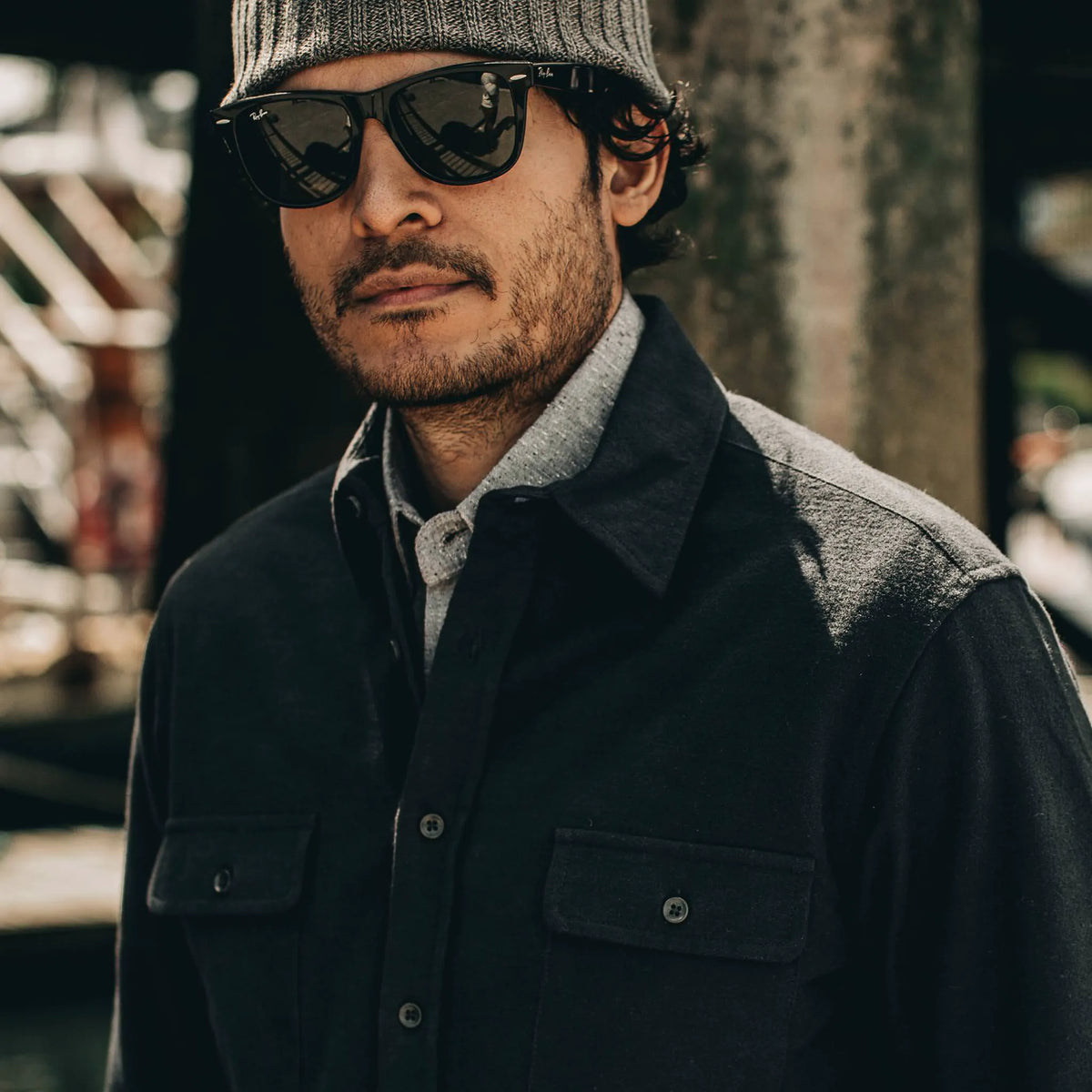 The Yosemite Shirt in Black