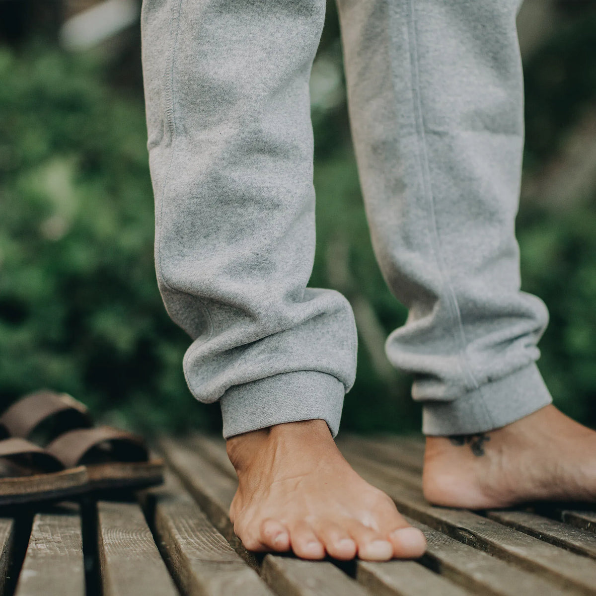The Heavy Bag Pant in Heather Grey Fleece