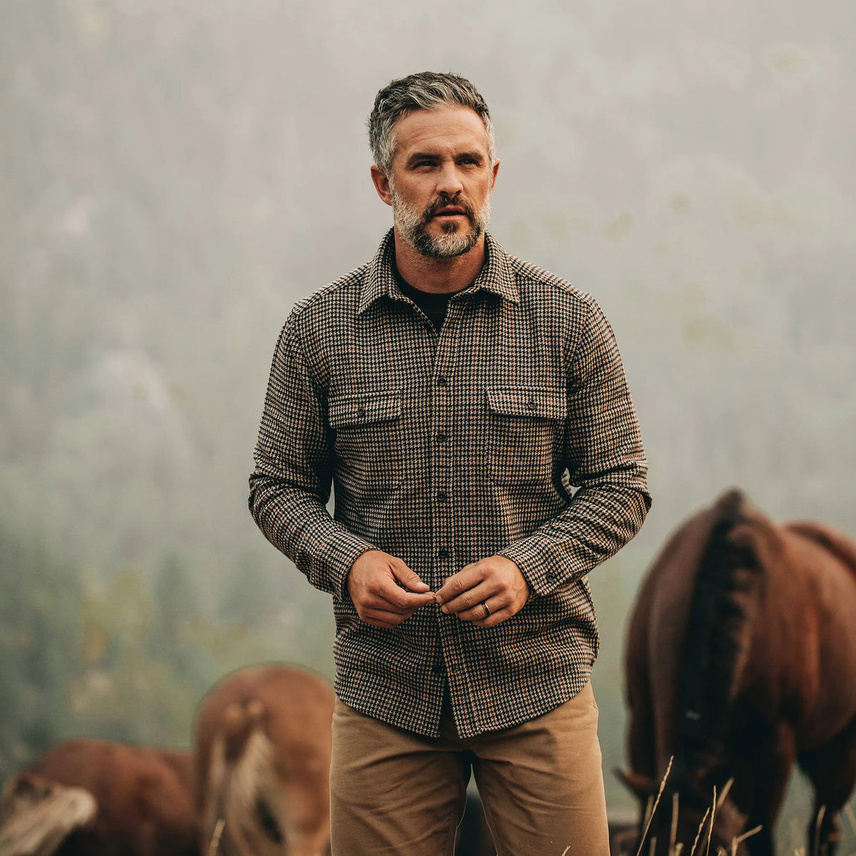 The Leeward Shirt in Houndstooth