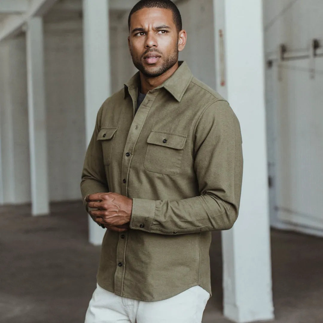 The Yosemite Shirt in Dusty Army